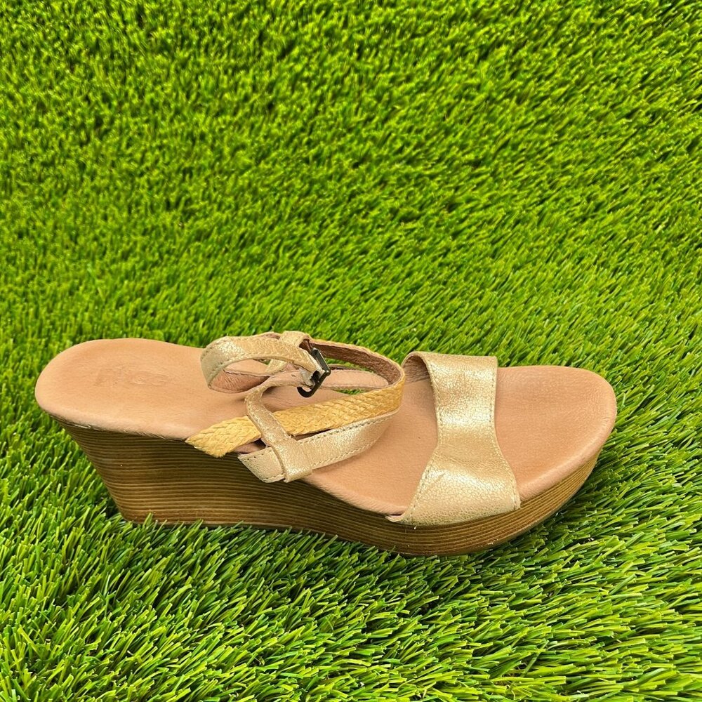 Ugg Weave Mattie Womens 7 Gold Tan Breathable Classic Wedge Strappy Sandals